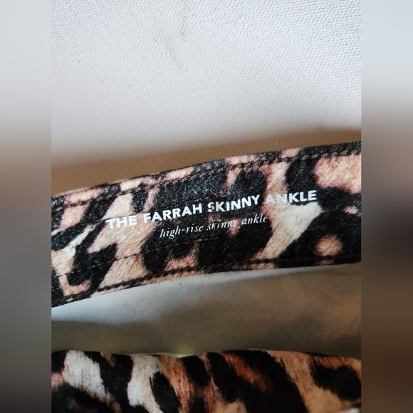 Leopard Print Jeans - Picture 5 of 6